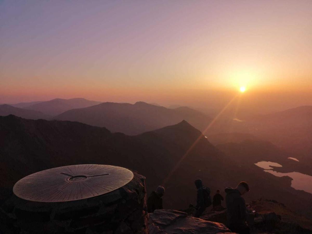 Zip Cottage Sleeps 2-3 Climb Snowdon Zip World Tanygrisiau Exteriör bild